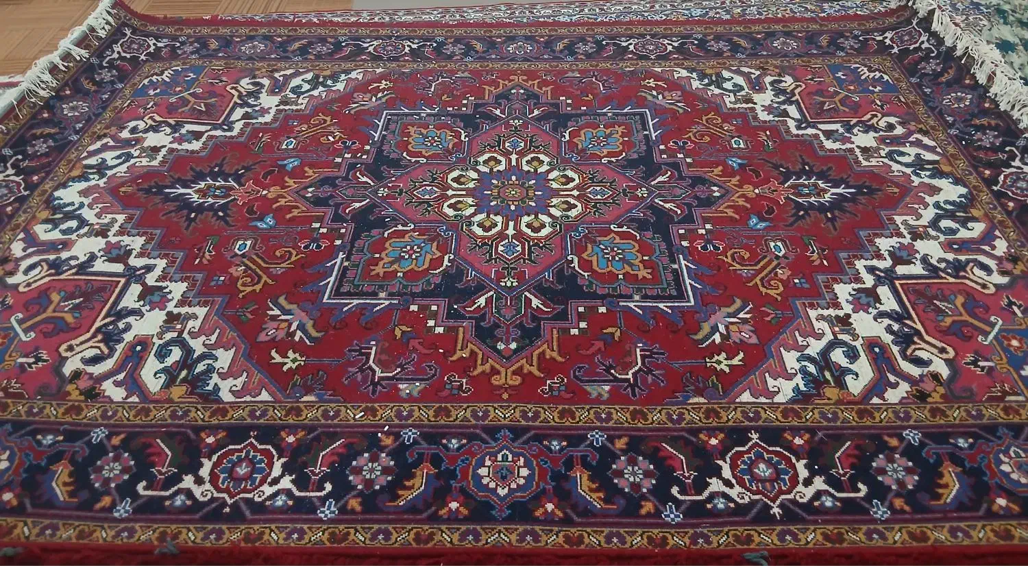 در صوفیان|فرش|صوفیان, |دیوار