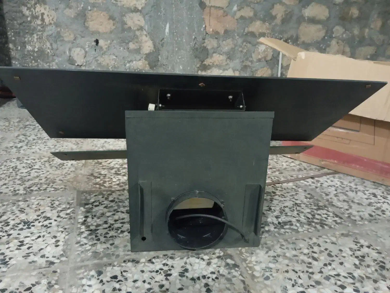 هود|هود|خورموج, |دیوار