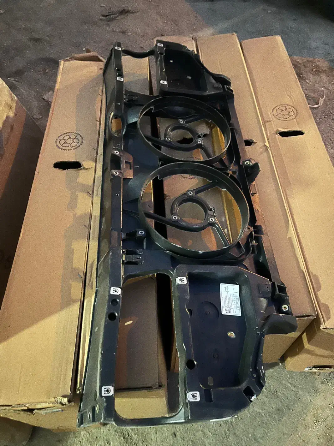 کاپوت گلگیر و سپرپرشیا پژو پراید و...|قطعات یدکی و لوازم جانبی|ارومیه, |دیوار