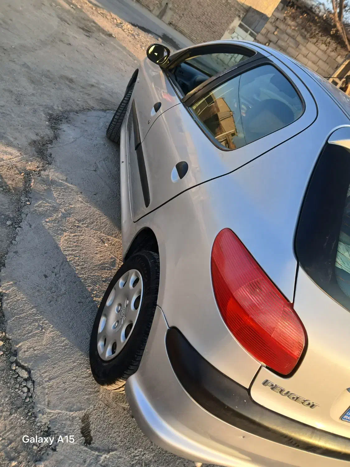 ۲۰۶ مدل ۱۳۸۹ بدون رنگ|خودرو سواری و وانت|ابریشم, |دیوار