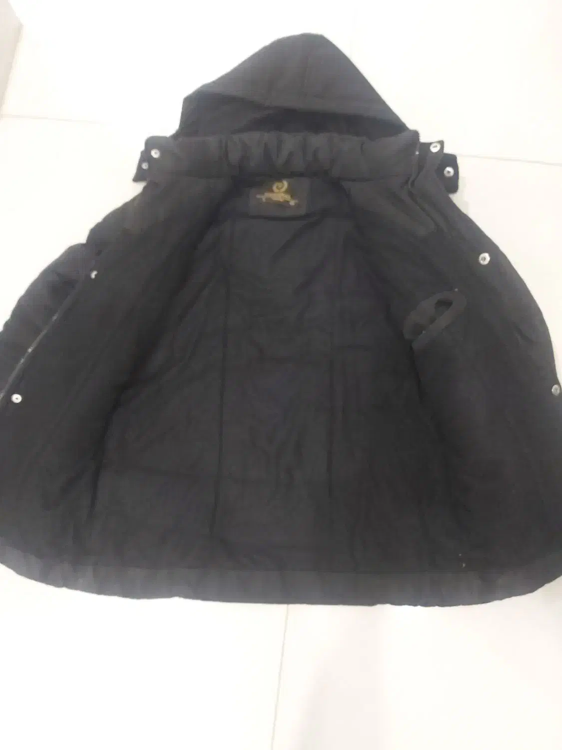 کاپشن|کفش و لباس بچه|فارسان, |دیوار