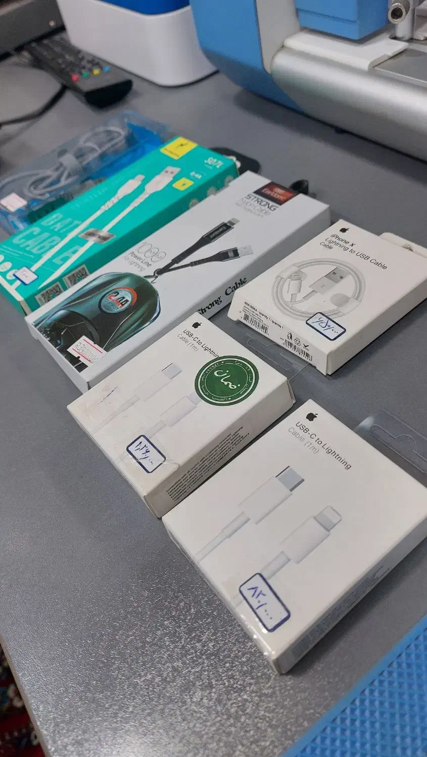 انواع کابل آیفون|لوازم جانبی موبایل و تبلت|بابل, |دیوار