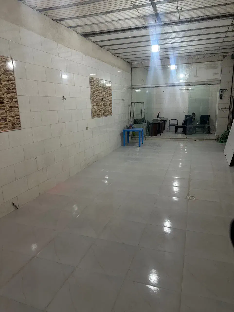 مغازه جهت نمایشگاه ماشین موتوریا آشپزخانه وکارگاه|اجارهٔ مغازه و غرفه|قم, قلعه کامکار|دیوار