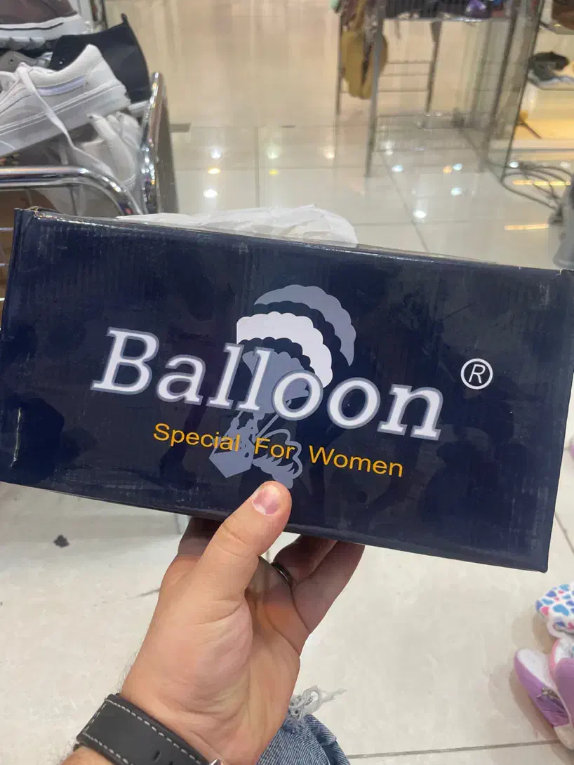 فروش فوری کفش های زنانه|کیف، کفش، کمربند|قشم, |دیوار