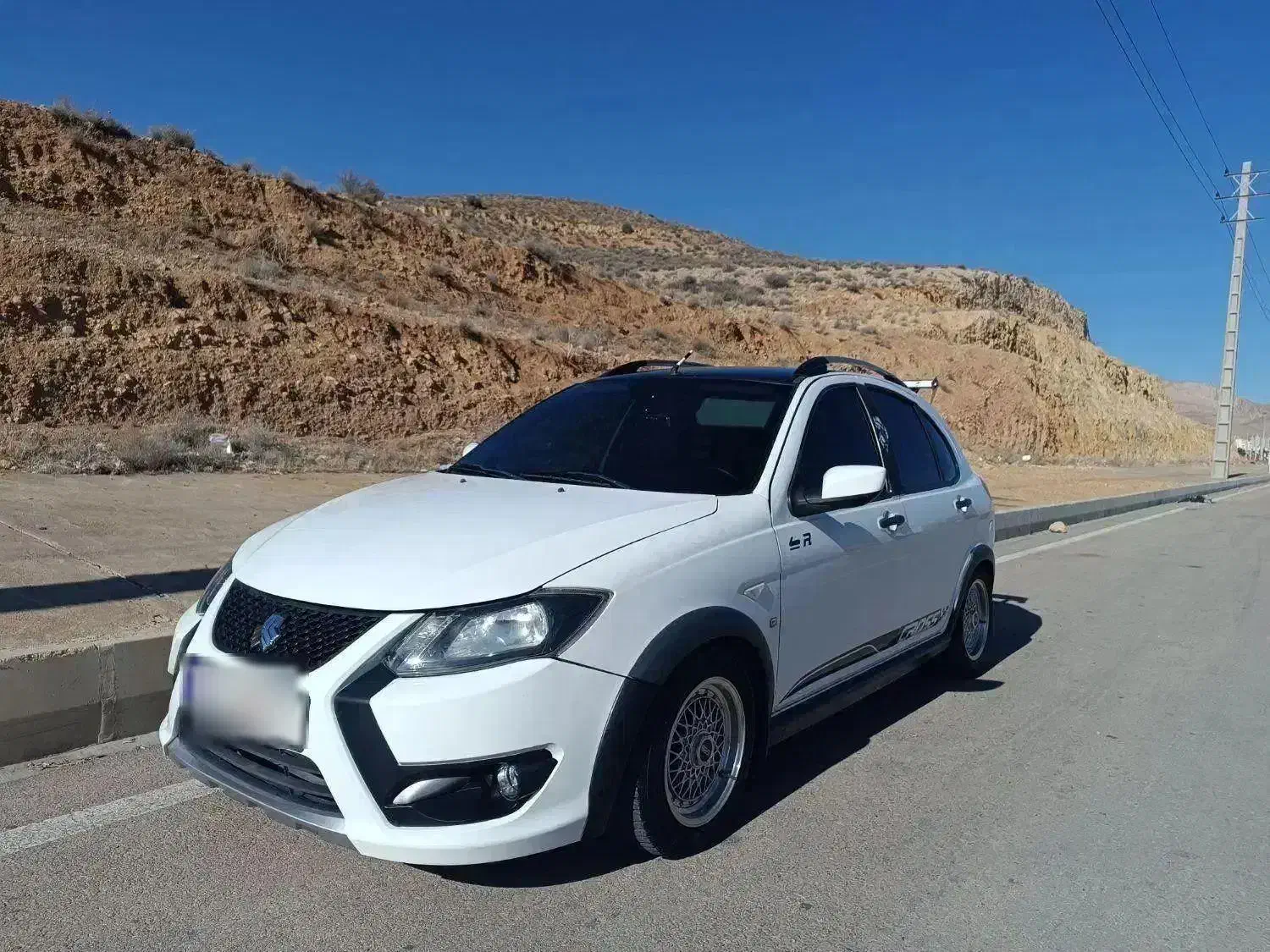 کوییک آر لوازمی ۱۴۰۰|خودرو سواری و وانت|شیراز, شهرک گلستان|دیوار