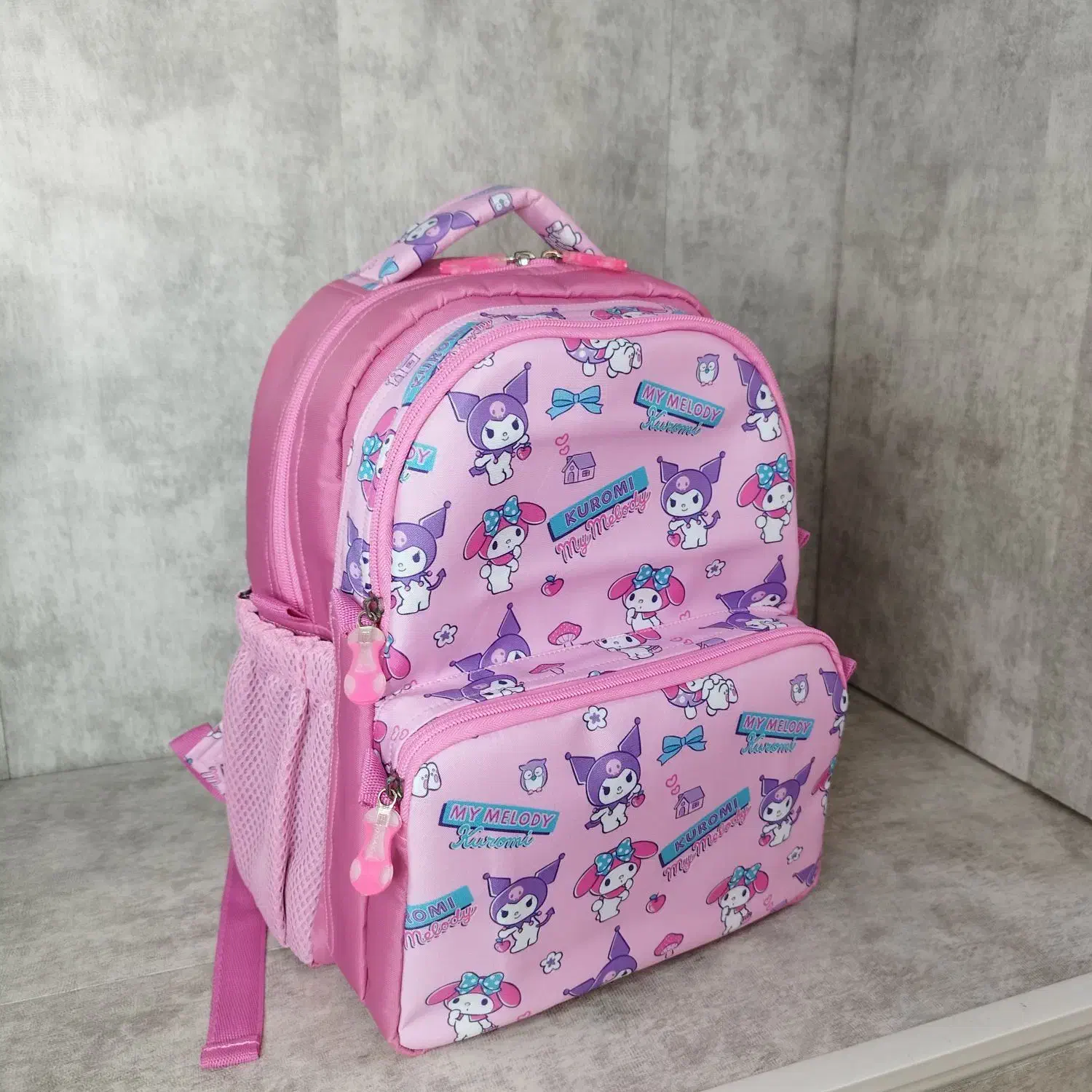 کوله پشتی دخترانه مناسب اول تا سوم دبستان .|کیف، کفش، کمربند|برازجان, |دیوار