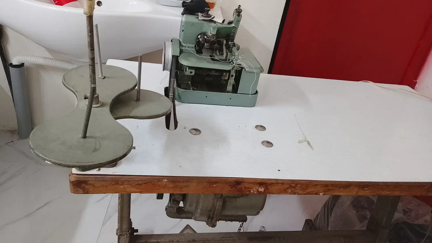 سردوز فروشی|چرخ خیاطی و ریسندگی|میانه, |دیوار