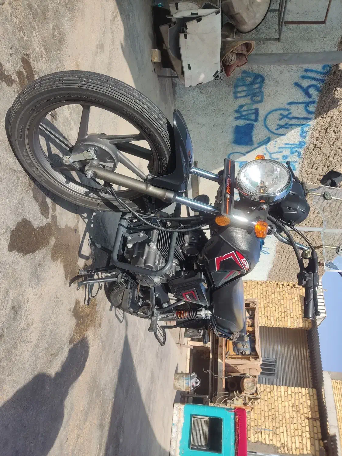موتور کی وی|موتورسیکلت|میبد, |دیوار