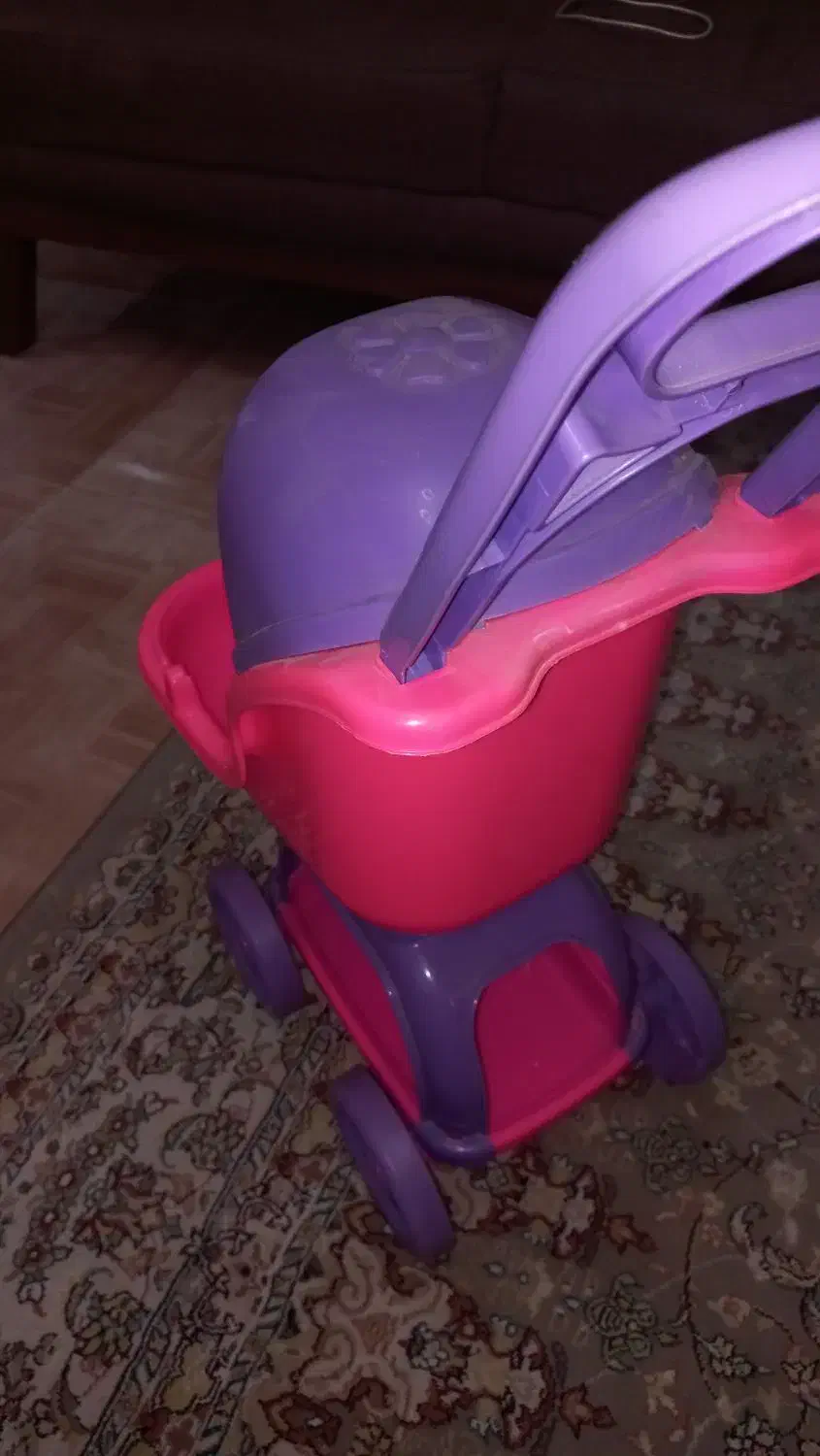 کالسکه اسباب بازی بچه|اسباب‌بازی بچه|لاهیجان, پردسر|دیوار