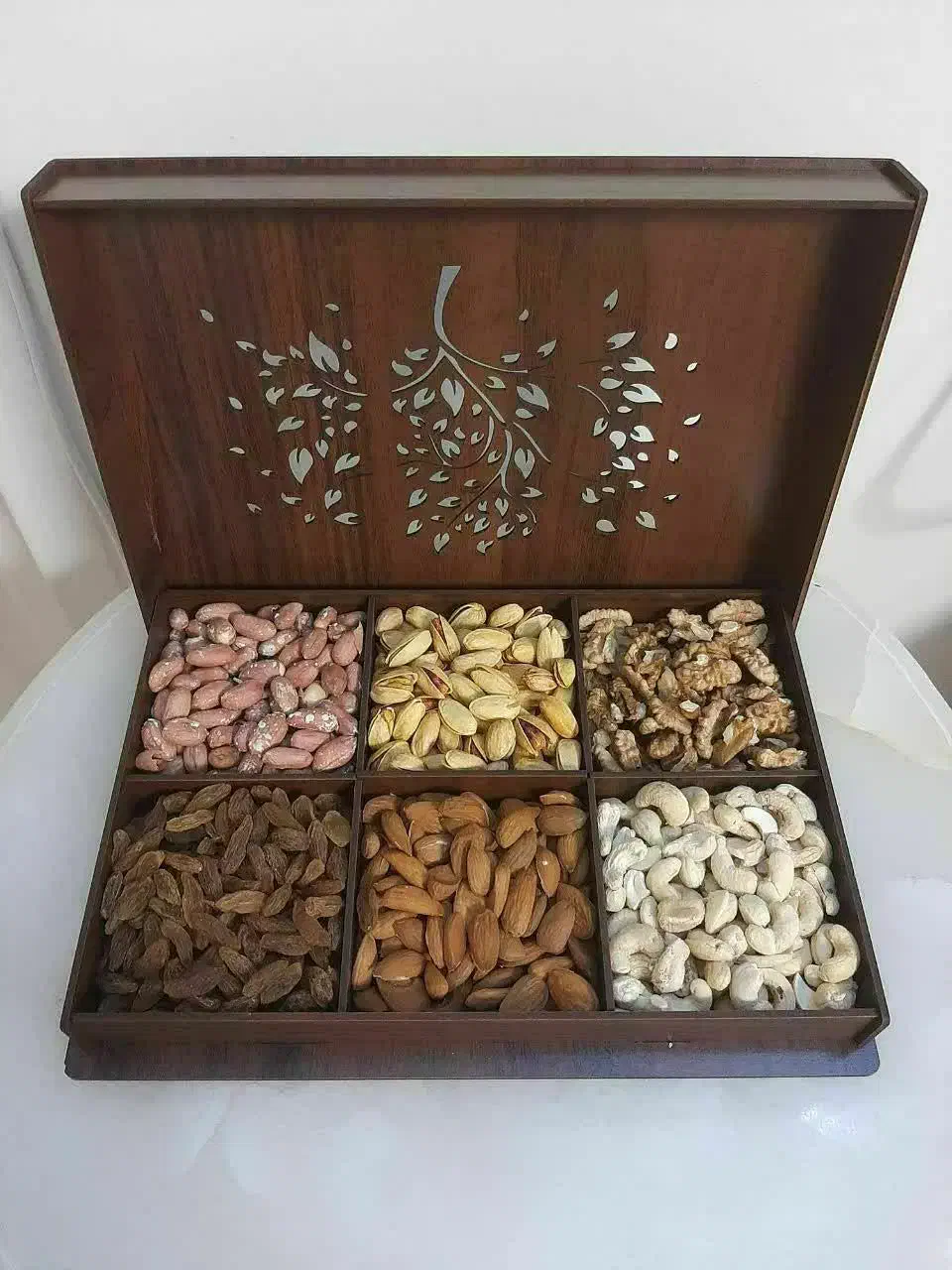 باکس آجیل و تنقلات مناسب کادو یلدا کلکسیونی|کلکسیون اشیاء عتیقه|خوی, |دیوار