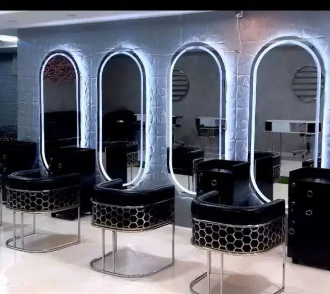 آینه آرایشگاه قدی|آرایشگاه و سالن‌های زیبایی|کرمانشاه, |دیوار