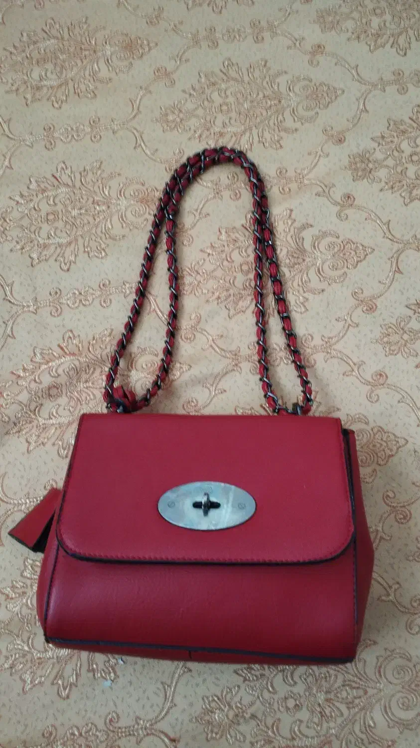 یک سری وسایل|ظروف سرو و پذیرایی|سرشیو, |دیوار