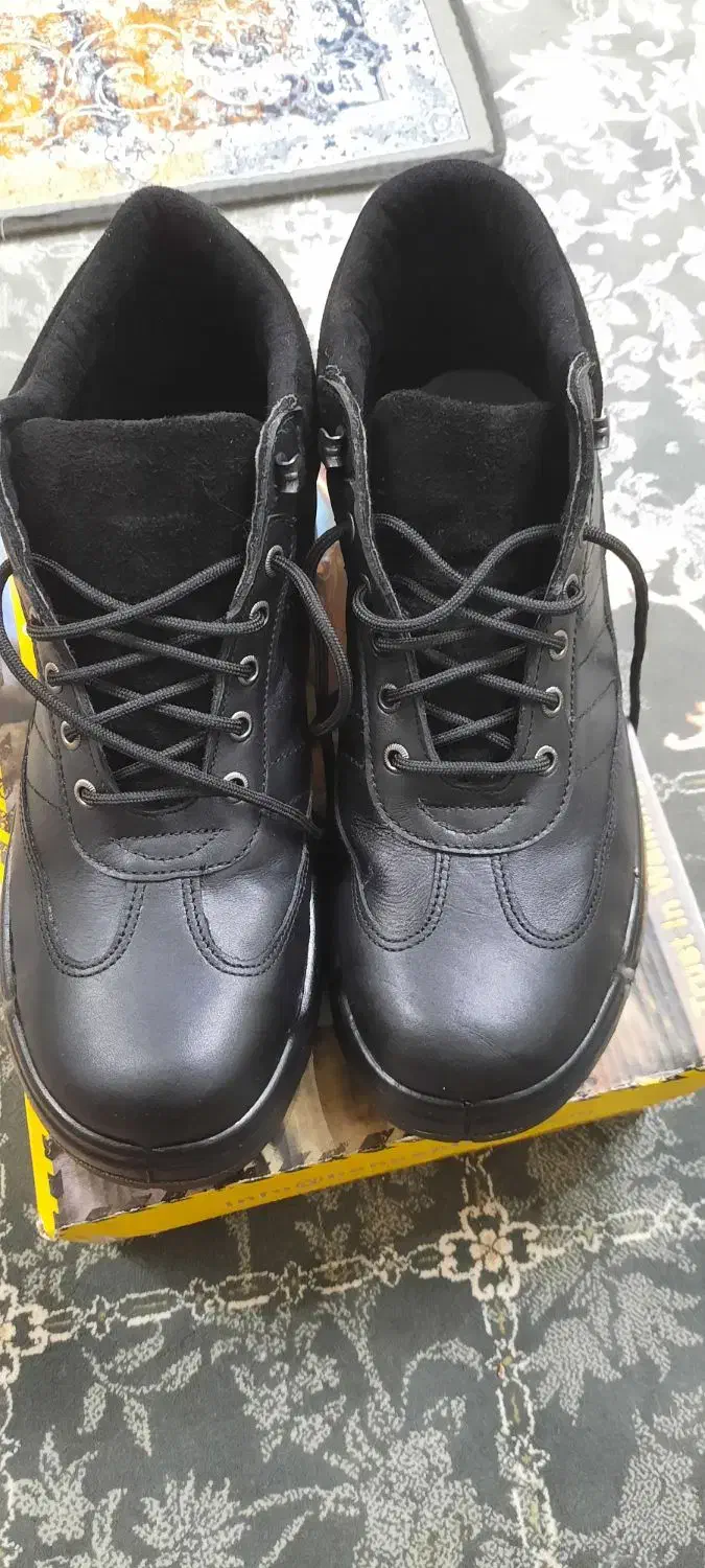 کفش ایمنی|کیف، کفش، کمربند|بندر ماهشهر, |دیوار