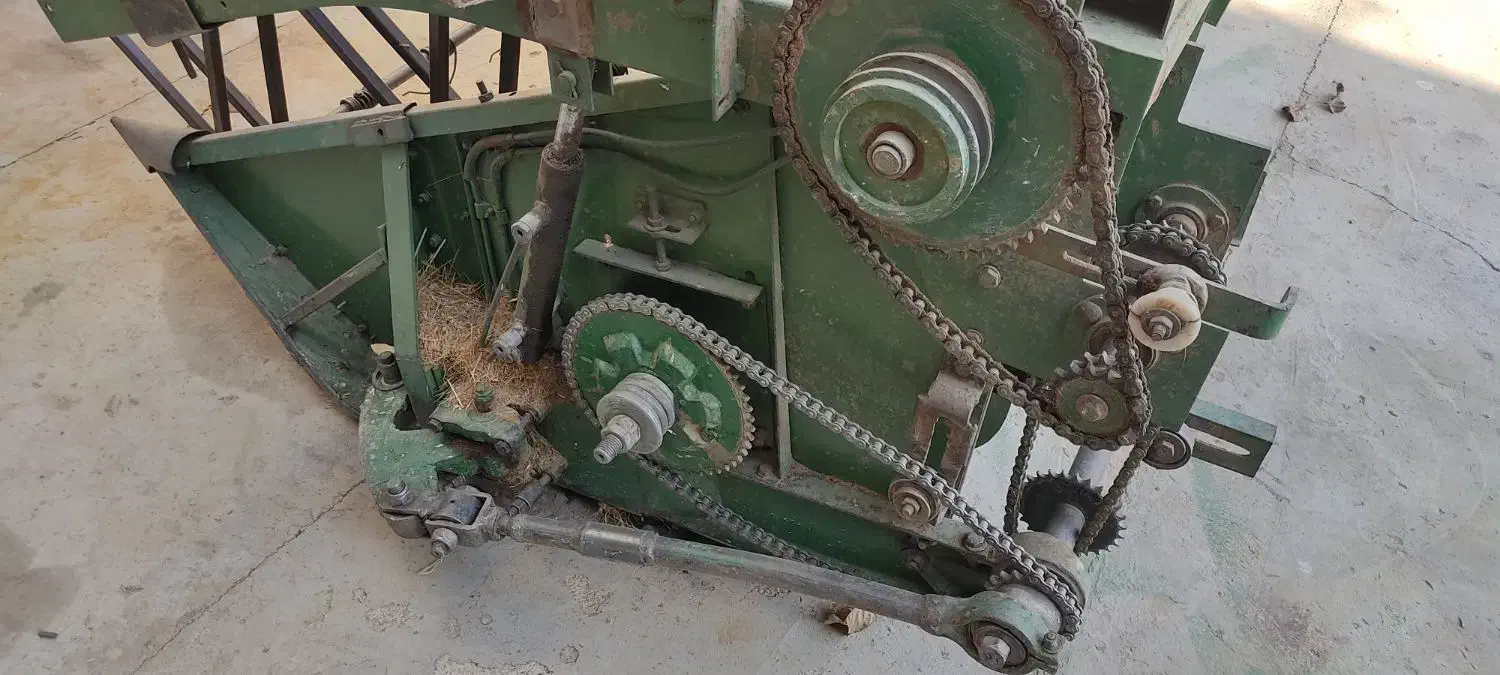 بلاتفرم درجه یک بزرگ|ماشینآلات صنعتی|مرودشت, نقش رستم|دیوار