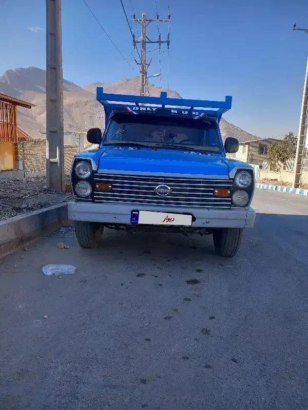 نیسان|خودرو سواری و وانت|اصفهان, نقش جهان|دیوار