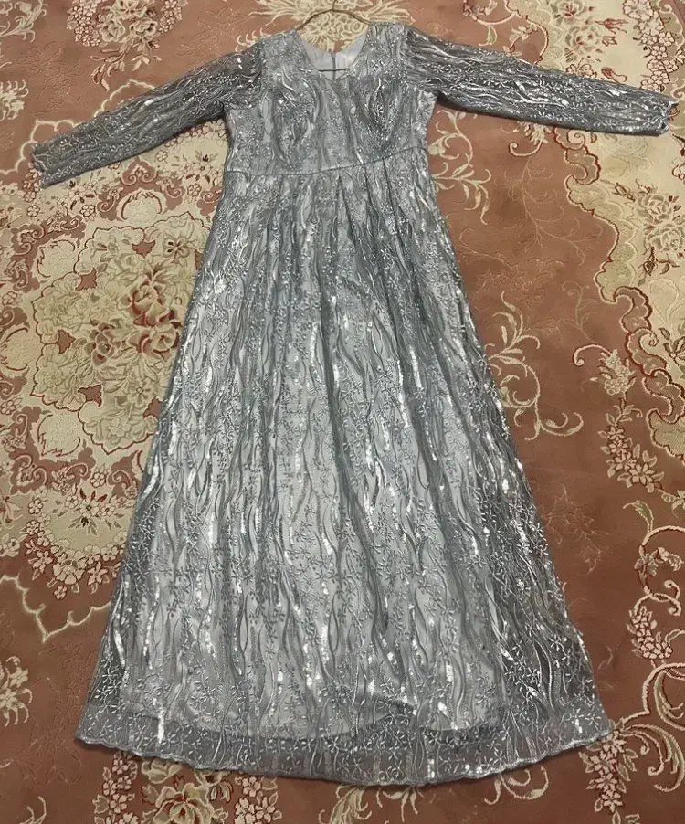 لباس مجلسی|لباس|نظرآباد, نظرآباد|دیوار