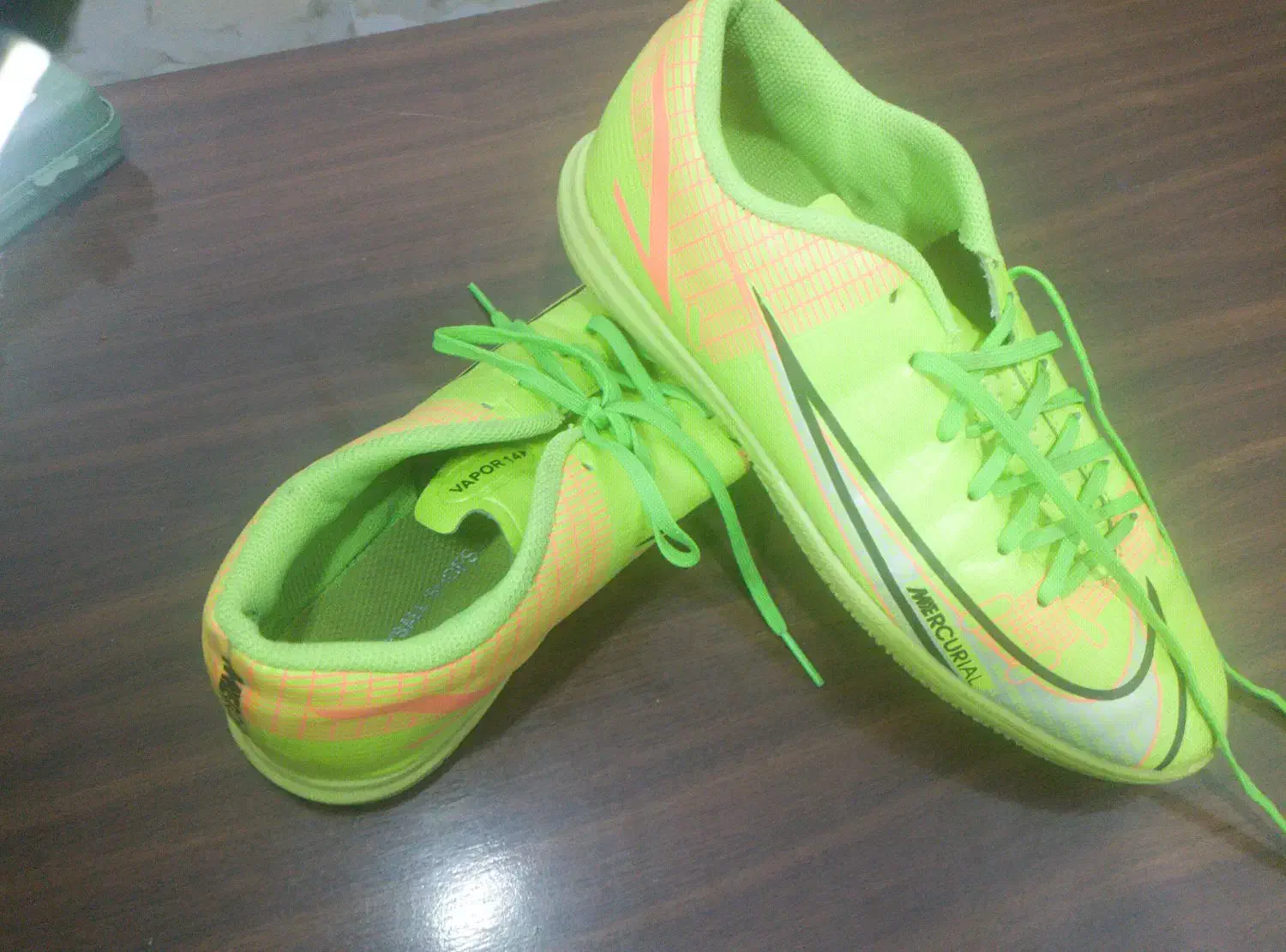 کفش ورزشی|تجهیزات ورزشی|اهواز, زیباشهر|دیوار