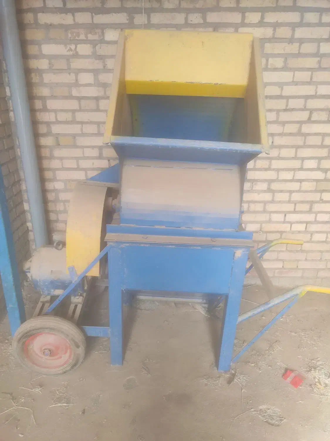 دستگاه علف خورد کن یا پرس خورد کن|ماشینآلات صنعتی|مشهد, شهرآرا|دیوار