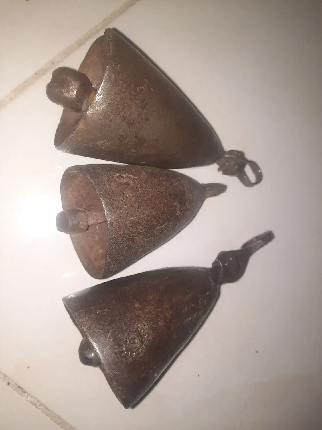 زنگوله قرچه،قدیمی|کلکسیون اشیاء عتیقه|خمینی‌شهر, |دیوار