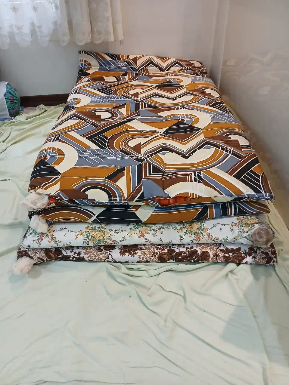 تشک و لحاف و متکا و بالش|رختخواب، بالش، پتو|تهران, امیریه|دیوار