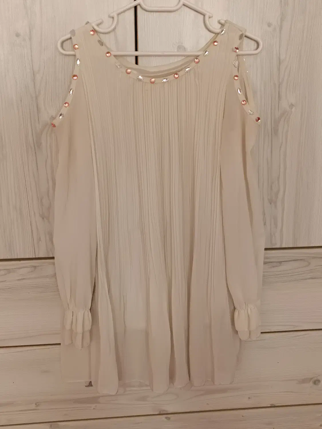 لباس|لباس|نجفآباد, گلدشت|دیوار