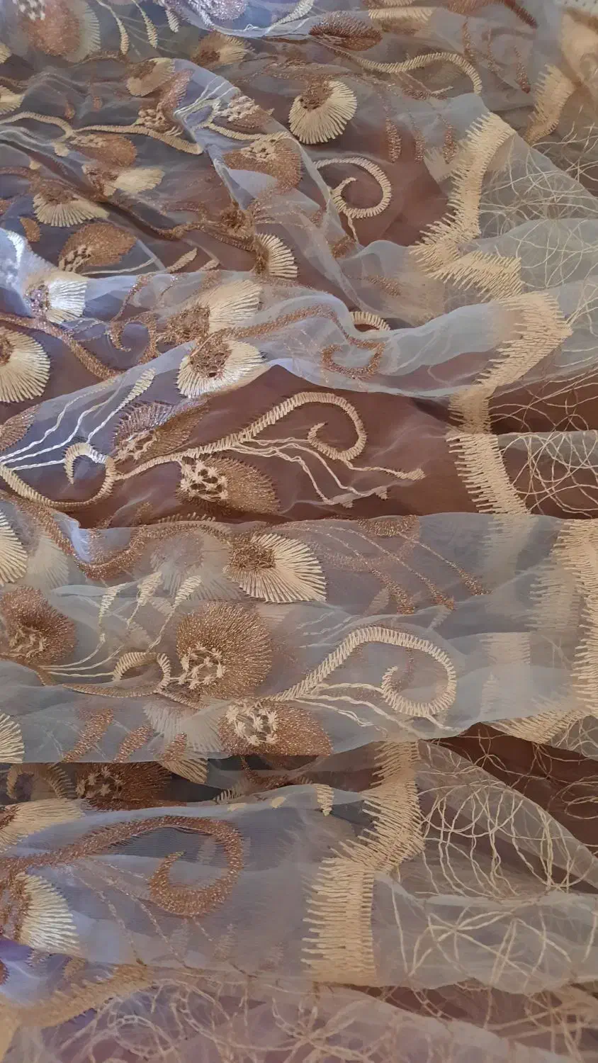 پرده حریر خامه دوزی با آستر|پرده، رانر، رومیزی|اصفهان, احمدآباد|دیوار