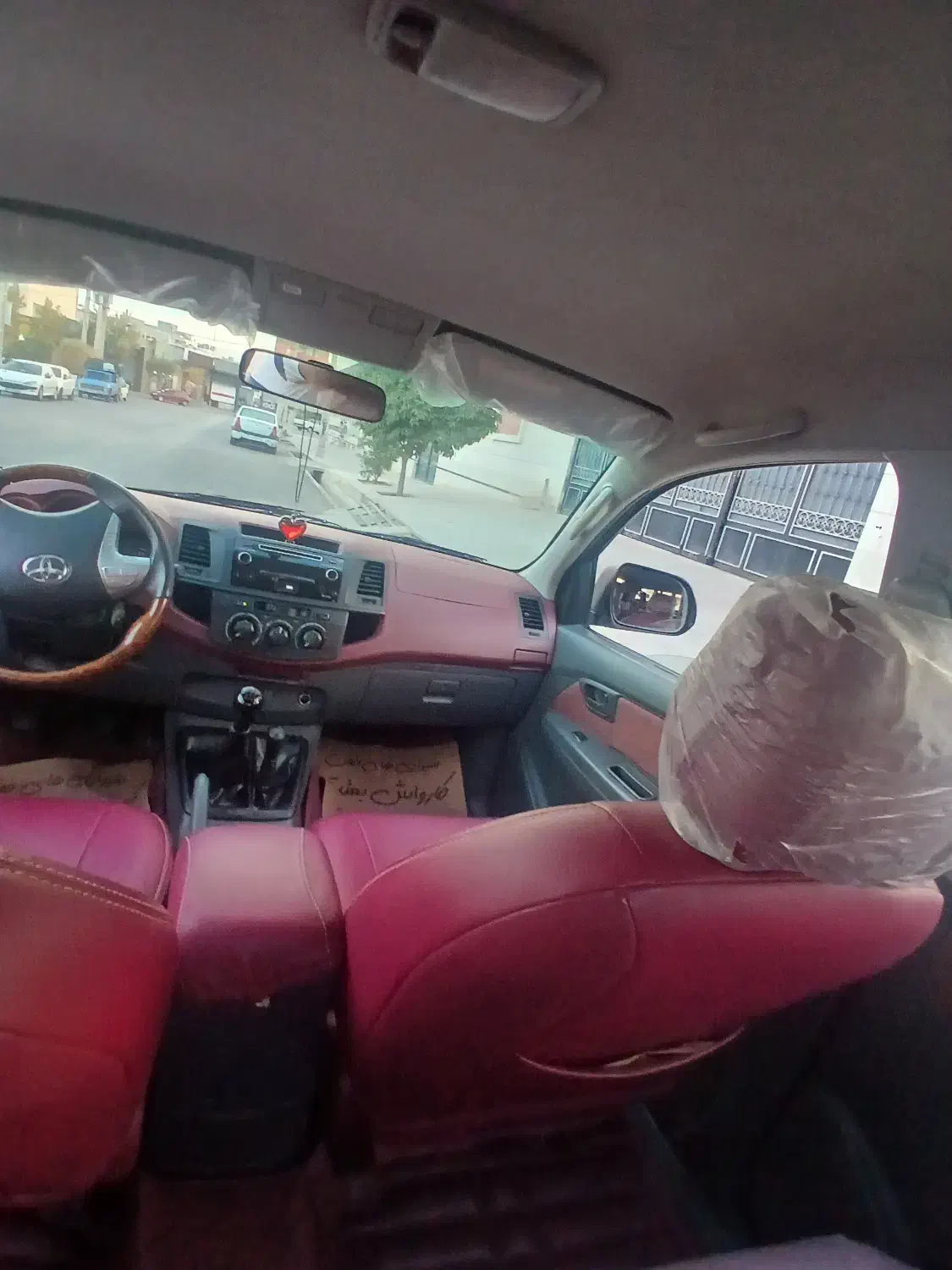 تویوتا هایلوکس ۲۰۱۴|خودرو سواری و وانت|شیراز, نیایش|دیوار