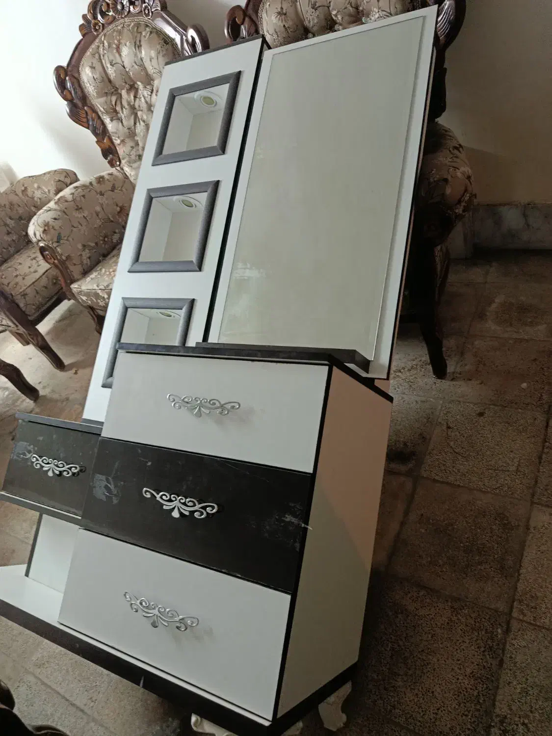 کمد آرایش|مبلمان خانگی و میز عسلی|فردوس (خراسان), |دیوار