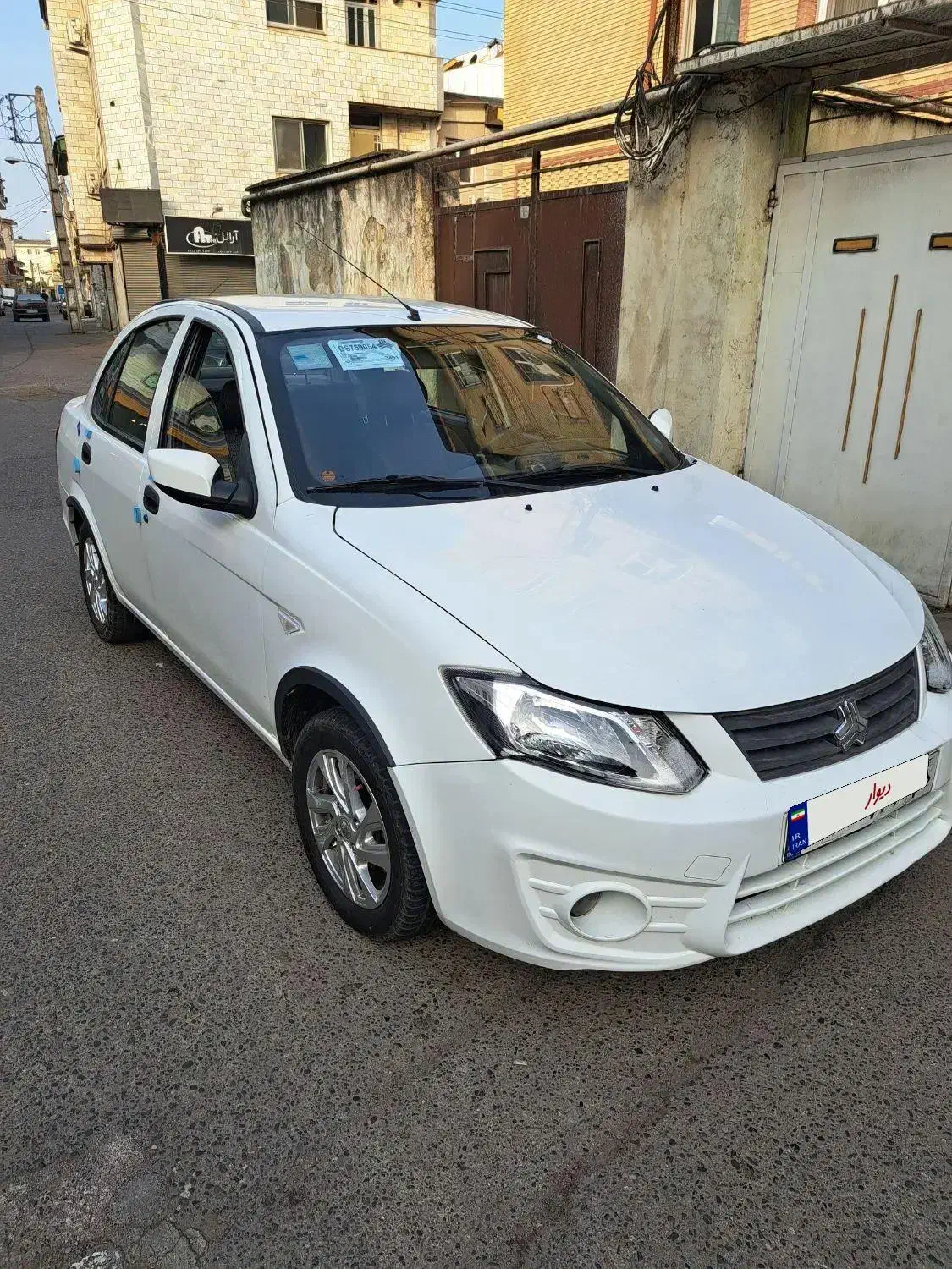 ساینا مدل ۹۷|خودرو سواری و وانت|رشت, شهریاران|دیوار