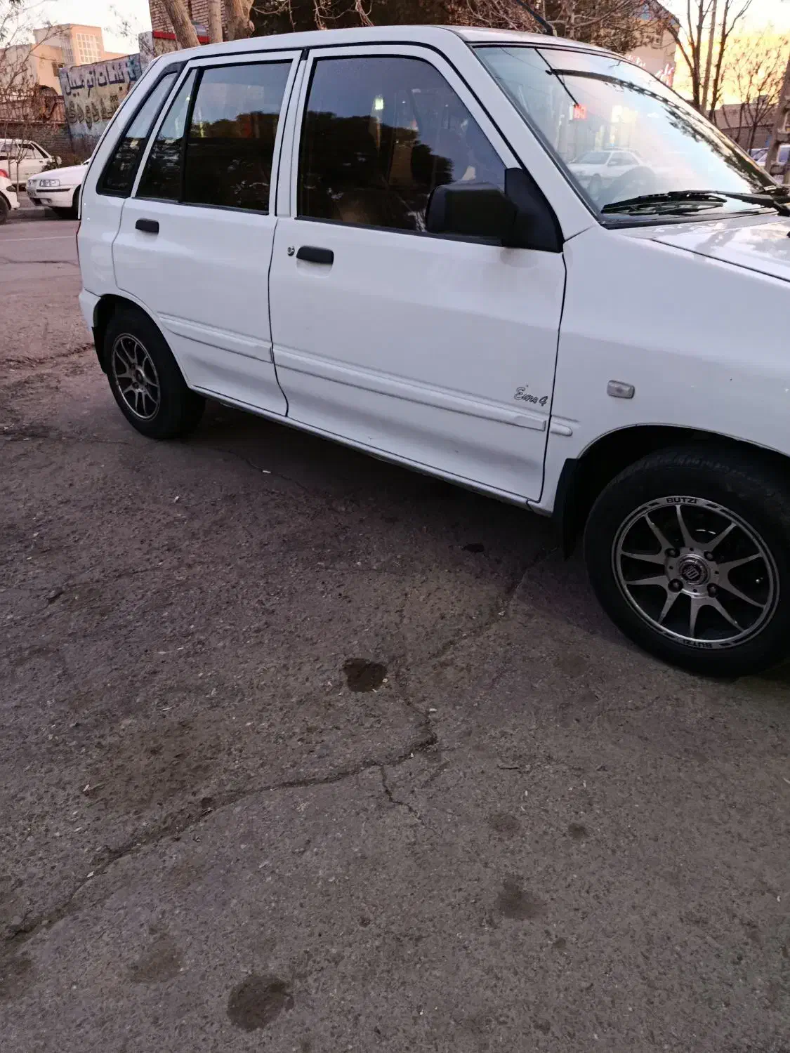 ۱۱۱مدل۹۴|خودرو سواری و وانت|زرند, |دیوار