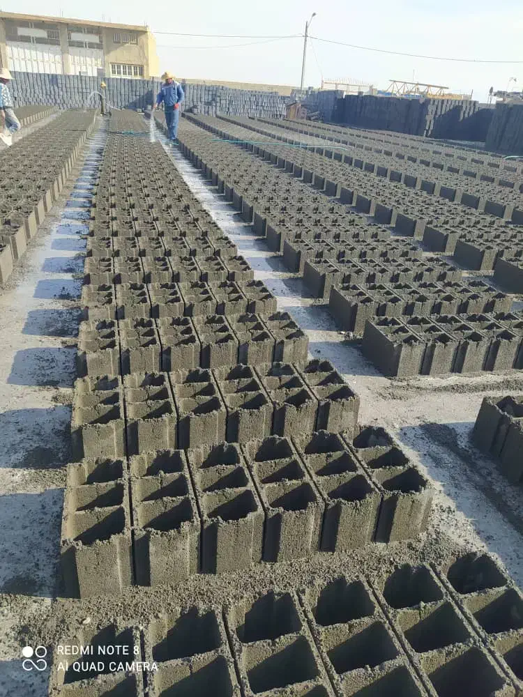 نیازمند اکیپ تیرچه ریز و بلوک زن|استخدام معماری، عمران و ساختمانی|مرودشت, دولت آباد|دیوار