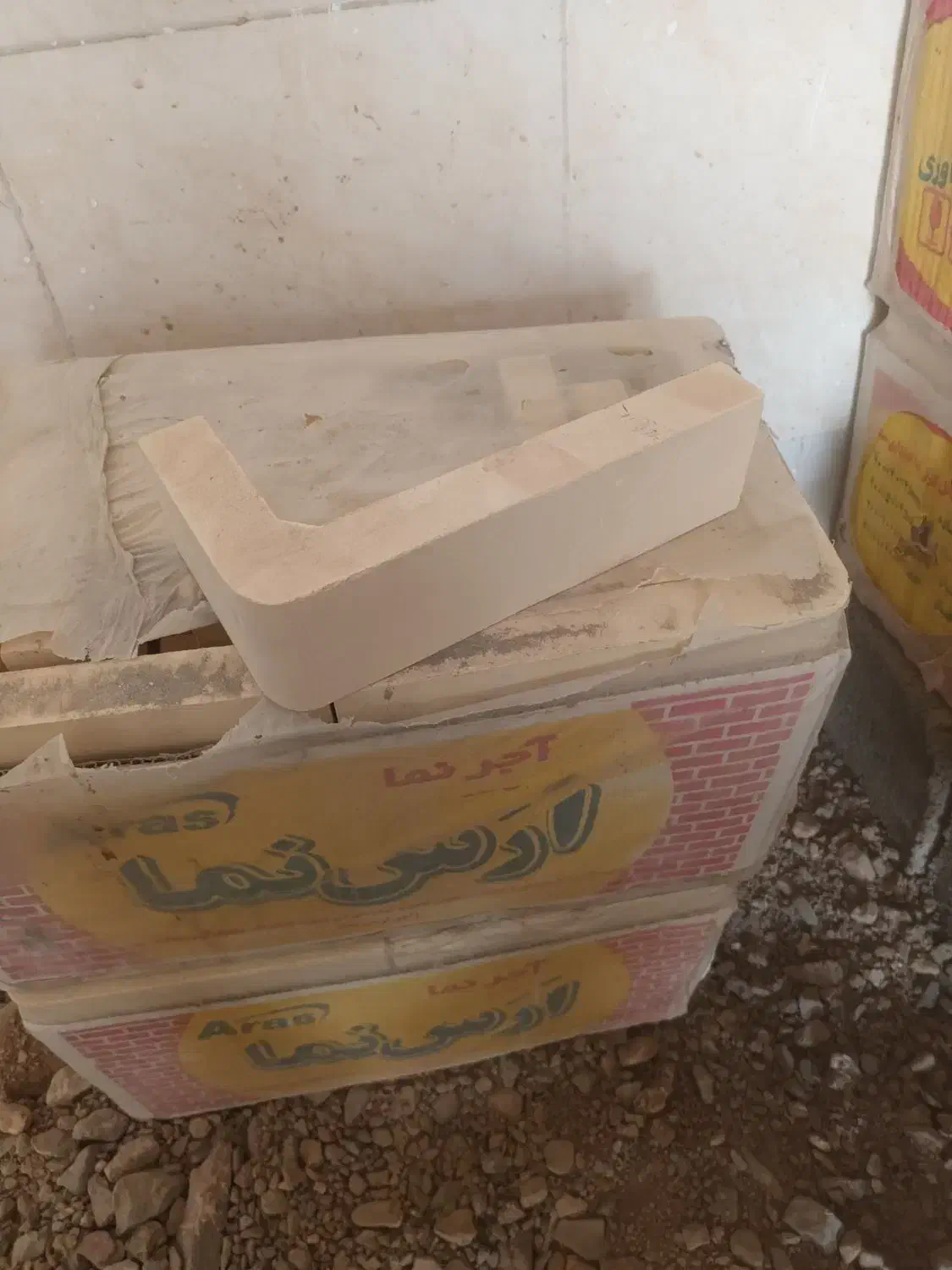 آجر L|مصالح و تجهیزات ساختمان|اردستان, |دیوار