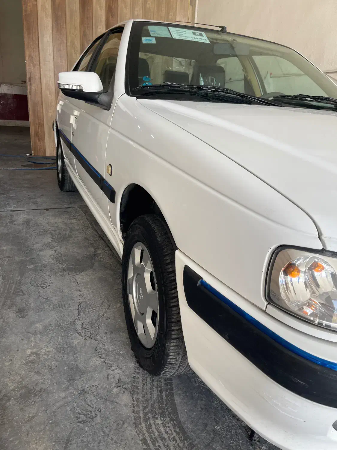 پژو پارس سال مدل ۹۷ تمام فابریک|خودرو سواری و وانت|شیراز, دباغ خانه|دیوار