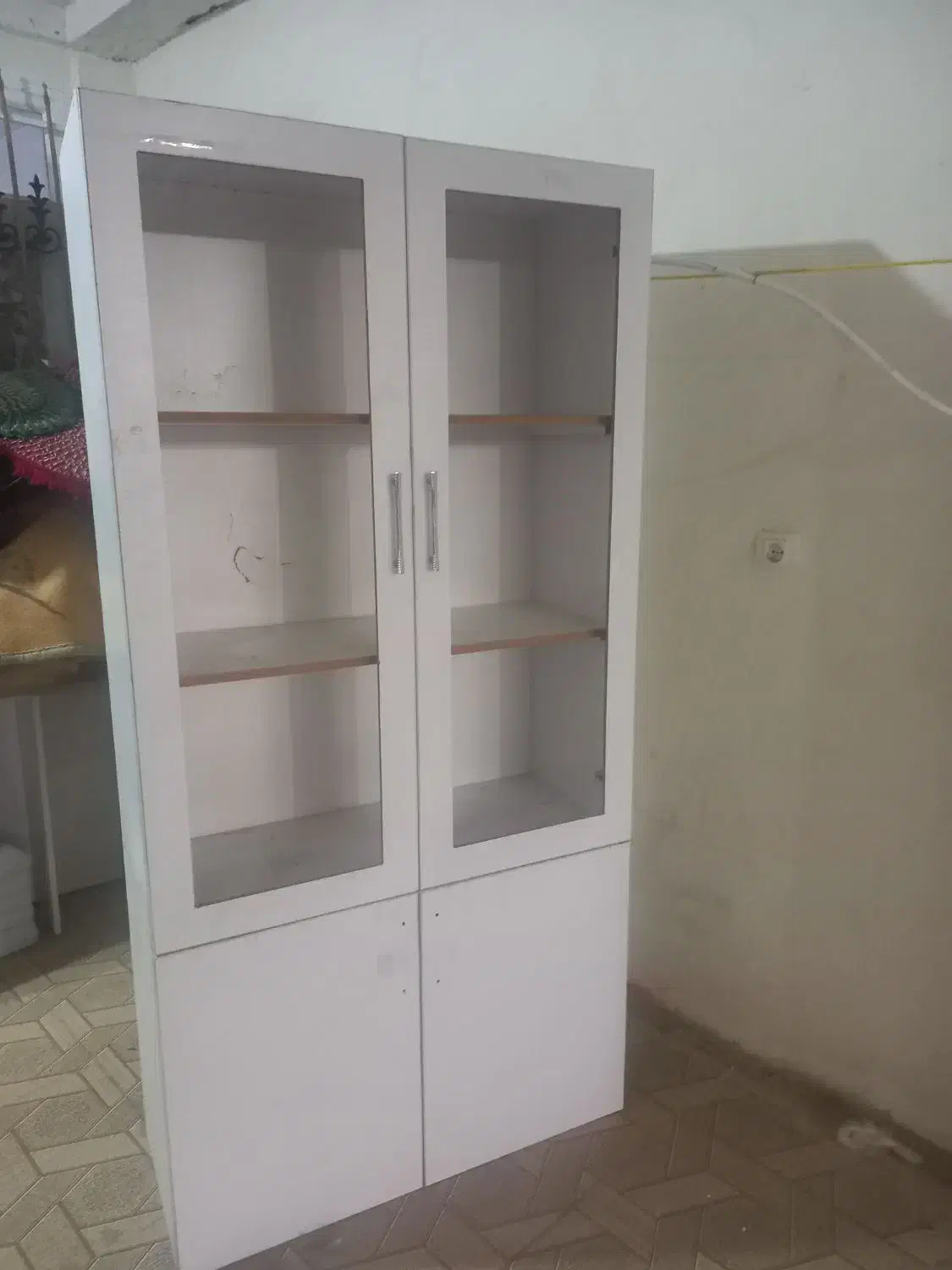 کمد|جاکفشی، کمد، دراور|یاسوج, |دیوار