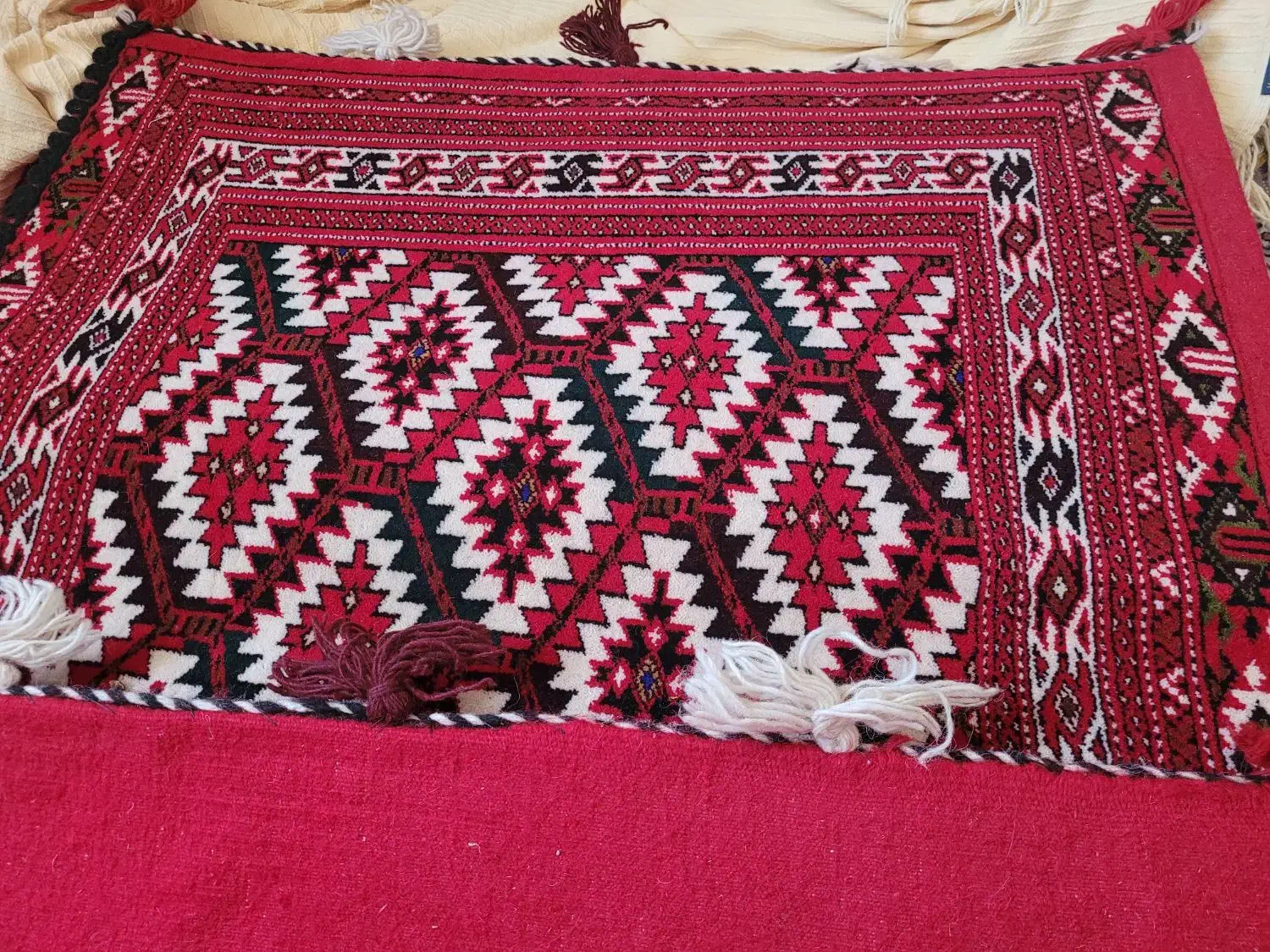 پشتی پشم آق قلای ترکمن|پشتی|پرند, فاز ۶|دیوار