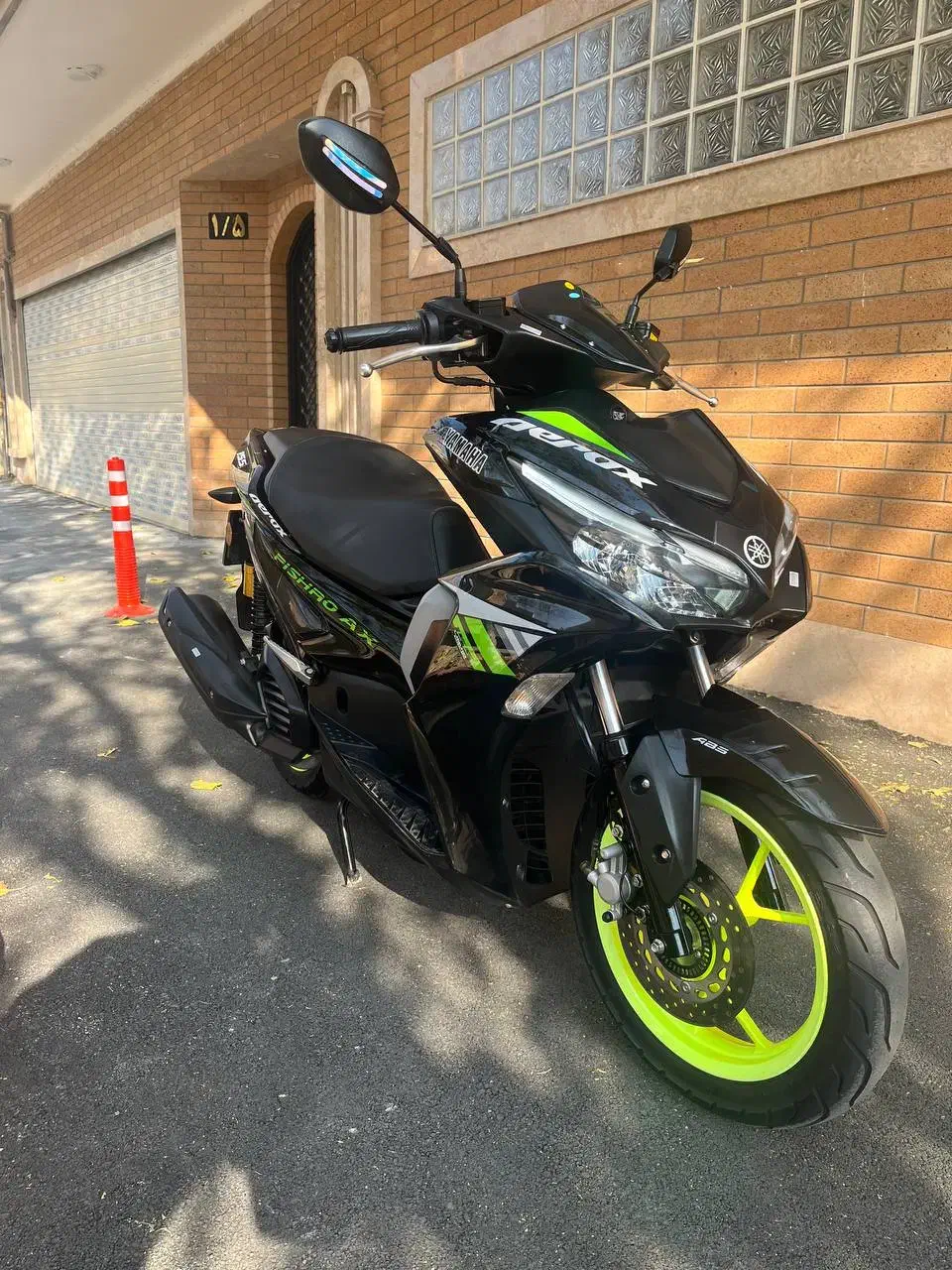 ایروکسYAMAHAواریو1403نیوفیس فول اپشن فول لوازم خشک|موتورسیکلت|تبریز, |دیوار