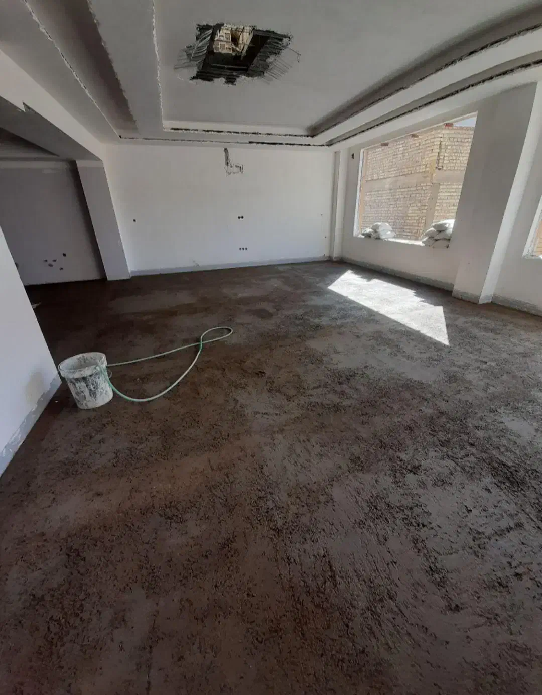 کاشی کاری و سرامیک کاری ساختمان|خدمات پیشه و مهارت|کنارک, |دیوار