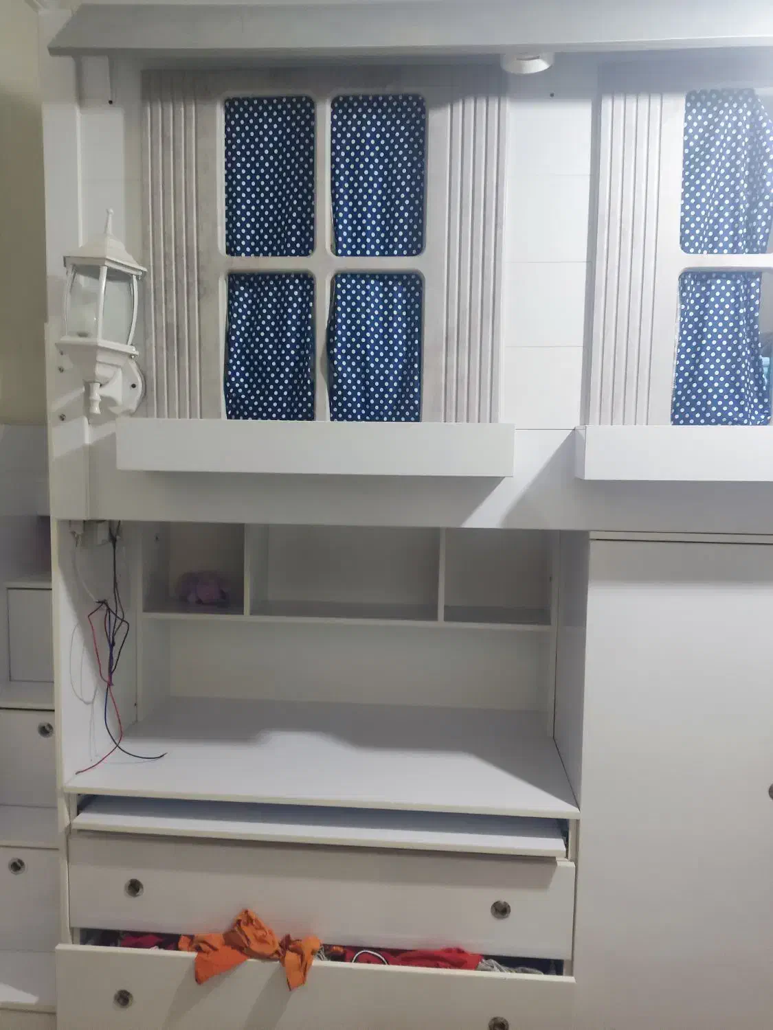 ست کامل میز، تخت و کمد نوجوان تمیز و سالم|تخت و سرویس خواب|شیراز, شهرک سراج‎|دیوار