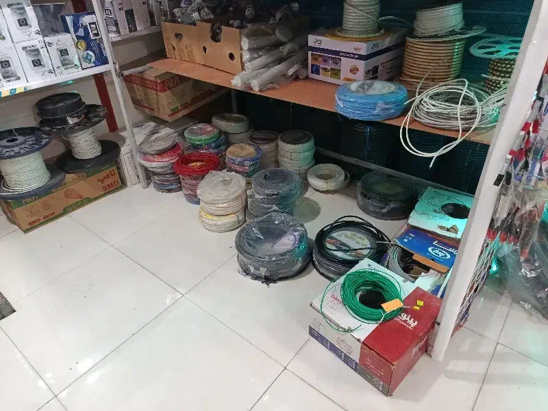 سیم و کابل و و لامپ نواری|مصالح و تجهیزات ساختمان|اراک, |دیوار