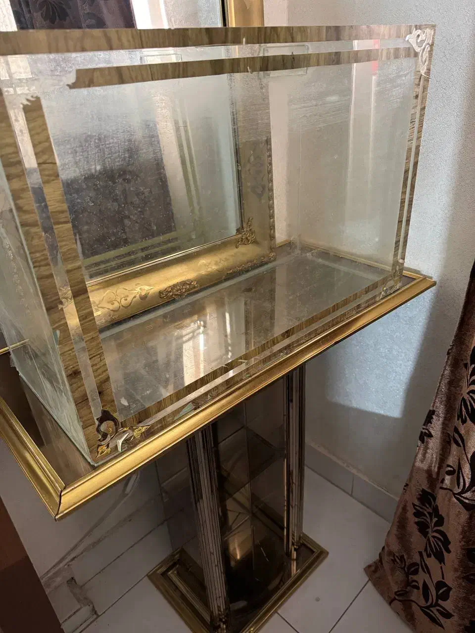 آکواریوم با پایه شیشه ای|ماهی|مشهد, آزادشهر|دیوار