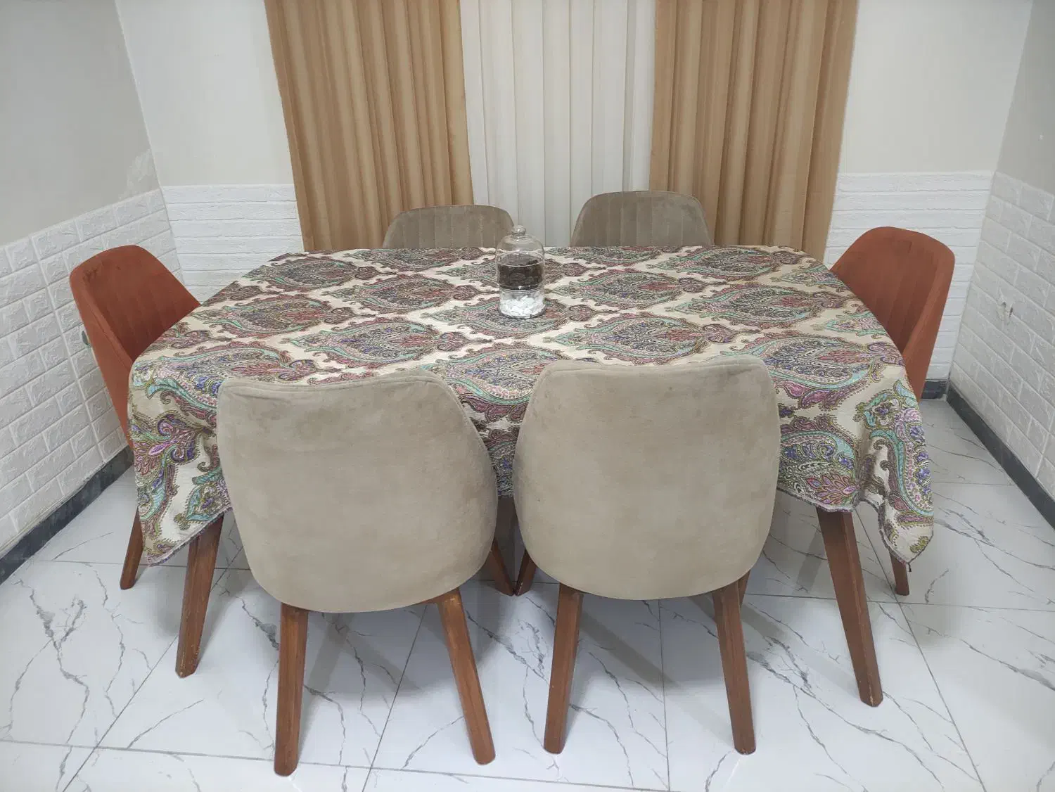 سرویس غذاخوری ومبل وکاناپه|میز و صندلی غذاخوری|ساری, |دیوار