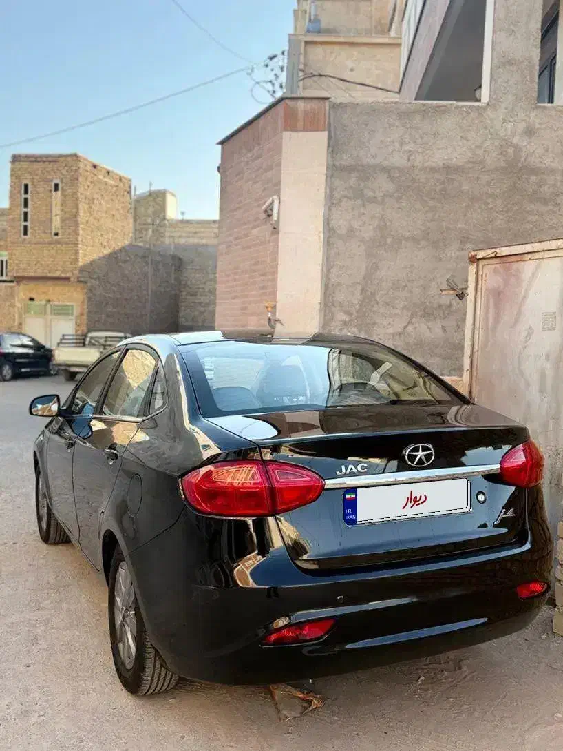 جک j4مدل۱۴۰۲کم کار|خودرو سواری و وانت|یزد, |دیوار