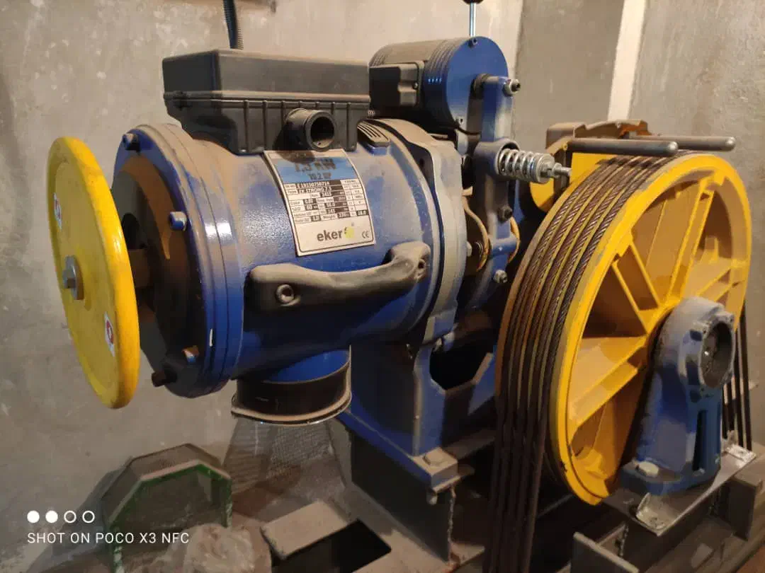 آسانسورنصب تعمیرسرویس و نگهداری‌ بالابر استاندارد|خدمات پیشه و مهارت|فردیس, منظریه|دیوار