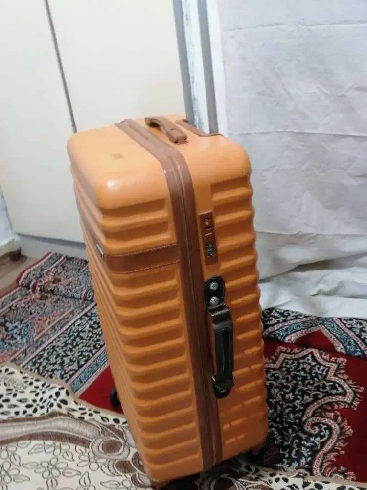 چمدان لوکس|کیف، کفش، کمربند|گلستان (تهران), |دیوار