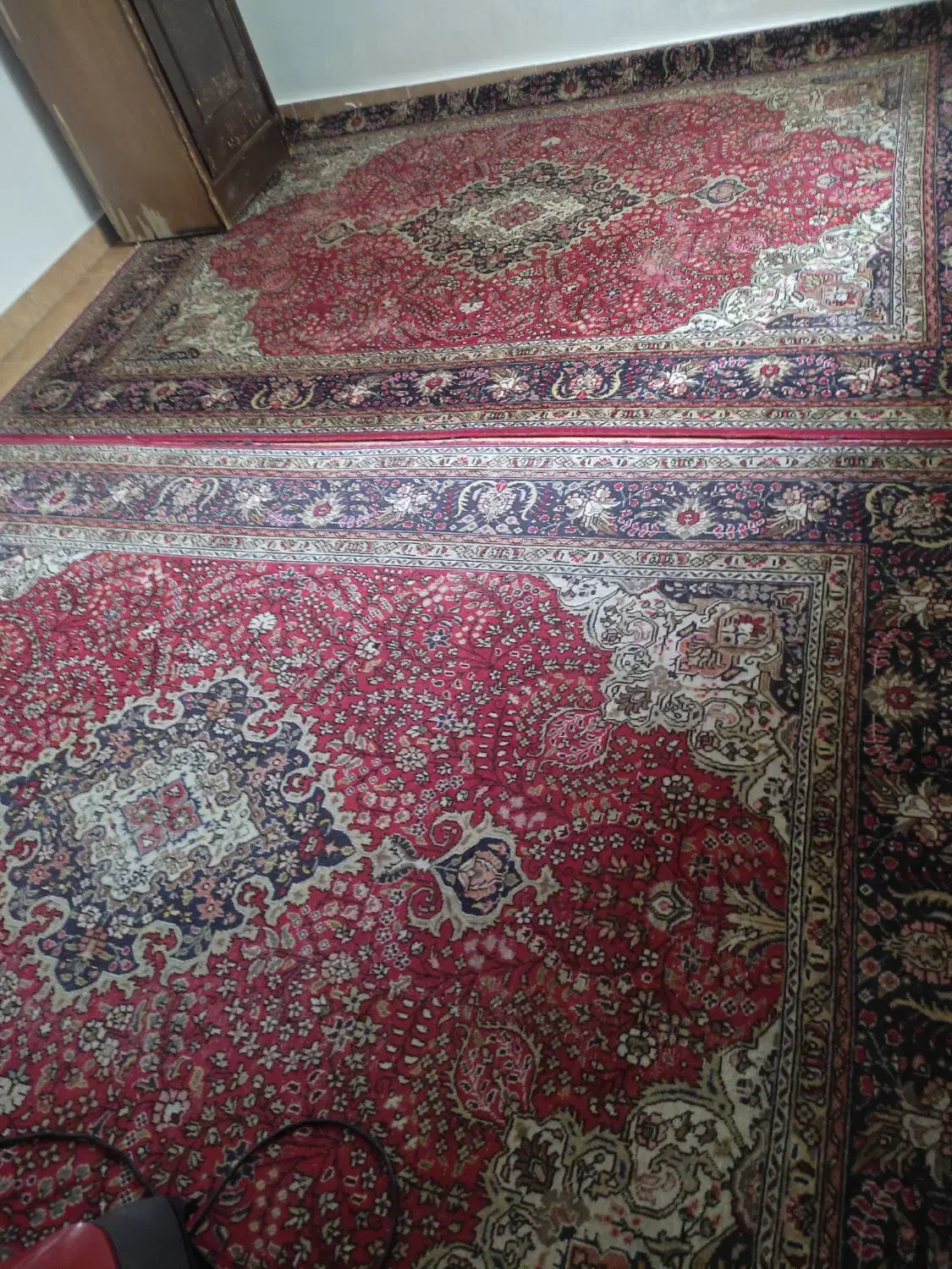 یک جفت فرش دستباف|فرش|ارومیه, |دیوار