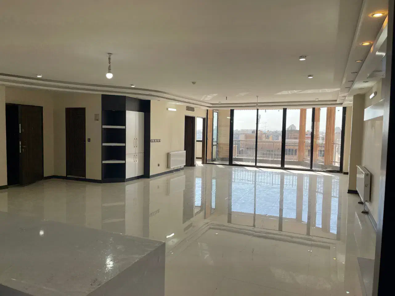 ۲۰۰ متر جنوبی چهار خواب طبقه شش دو طرف نور|اجارهٔ آپارتمان|اصفهان, بهارستان (مخابرات)|دیوار