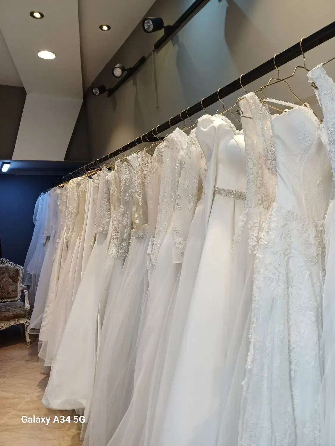 مزون عروس شیبانی|لباس|کرج, کوی امامیه|دیوار