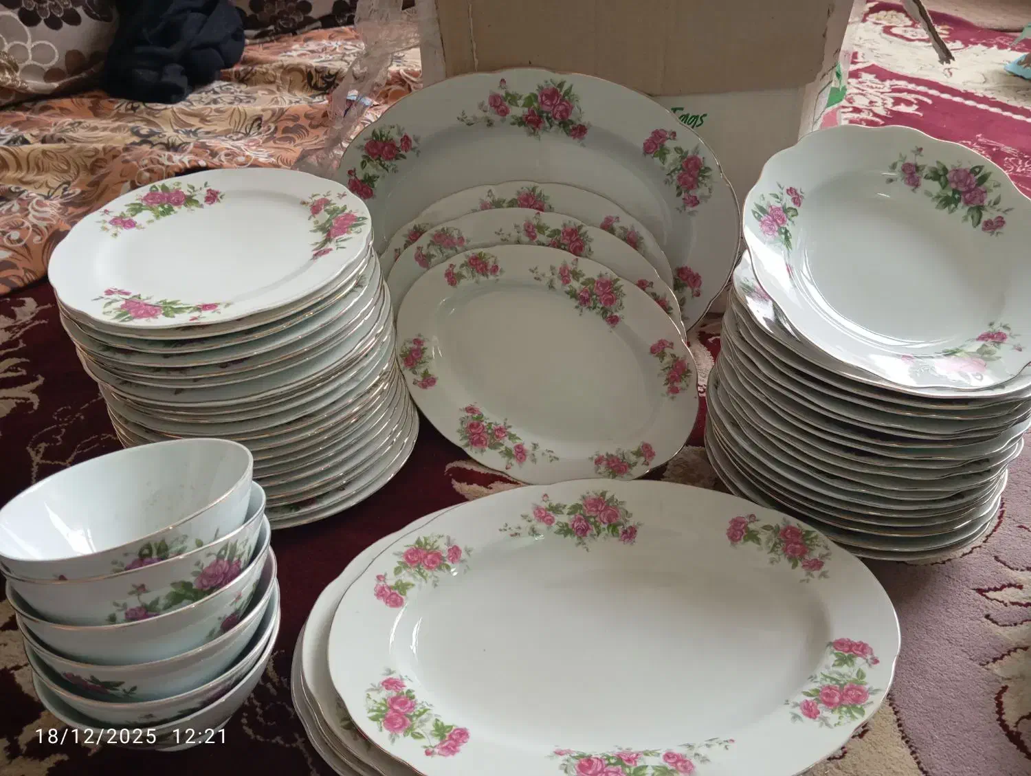 ظروف گل سرخی قدیمی|ظروف سرو و پذیرایی|فلاورجان, |دیوار