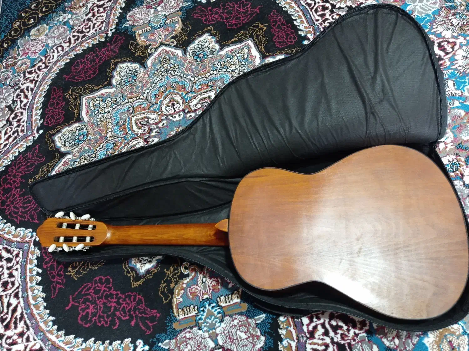 گیتار کلاسیک|گیتار، بیس، امپلیفایر|کرمانشاه, |دیوار