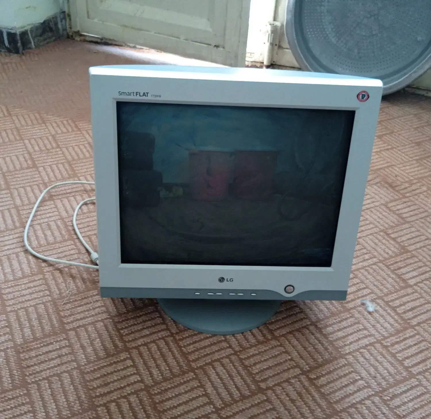 مانیتور ال جی LG|قطعات و لوازم جانبی رایانه|لار, |دیوار